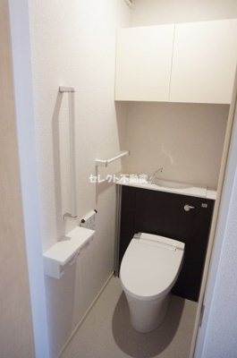 【トイレ】 | シャンゼリゼ | トイレです