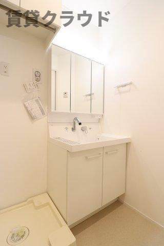 ビューノ陽光の洗面所|忙しい朝には欠かせない洗面所です