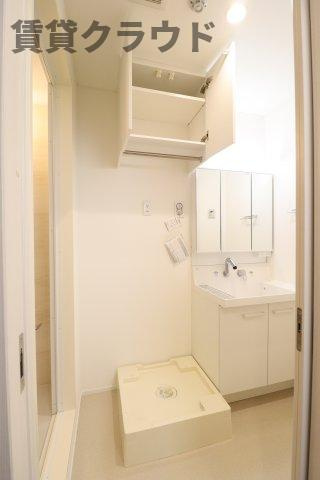 ビューノ陽光の洗面所|ゆったりとスペースのある洗面所