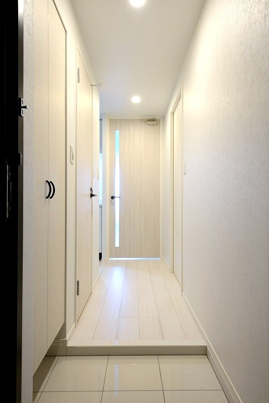 エンクレスト博多駅前ARTの玄関|明るい玄関です