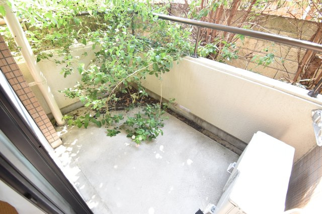 サンロイヤル幸栄のバルコニー