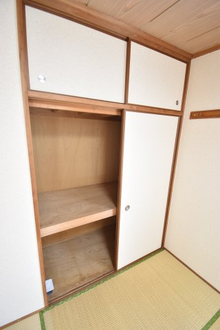 サンロイヤル幸栄の収納