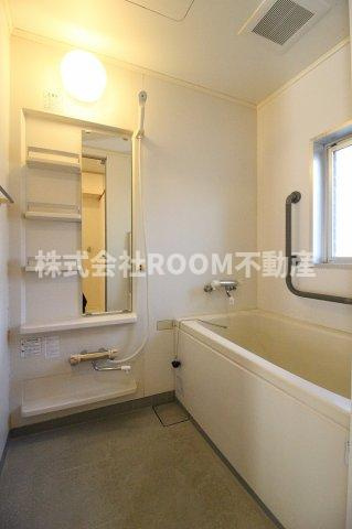 グリーンコーポ早水の浴室|ゆったり過ごせるお風呂です