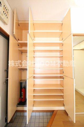 グリーンコーポ早水の収納|便利な収納スペースです