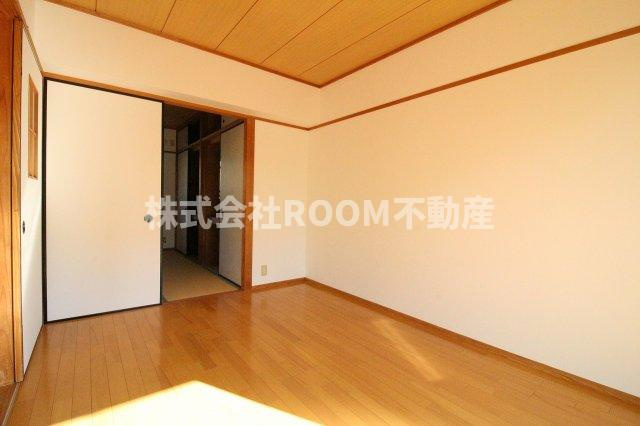 グリーンコーポ早水の居間・リビング|ゆったりとした居間です