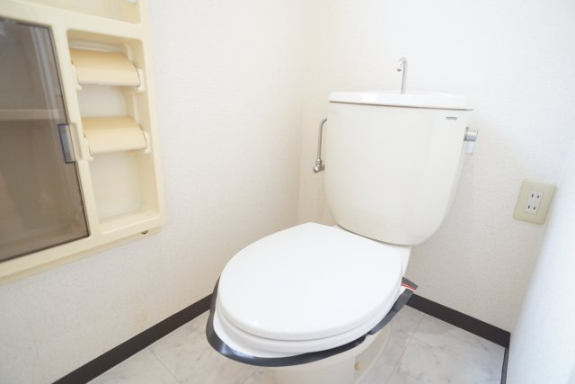 プチ・メゾン仁川のトイレ