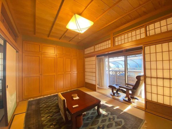 和歌山市船所の中古一戸建の和室|【和室】
落ち着きの空間♪