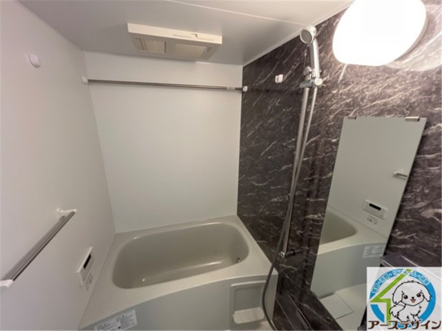 ジェダイトの浴室|パース写真