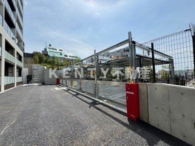 【駐車場】 | ドゥーエ西馬込　Ⅱ | 駐車場に車を止められます