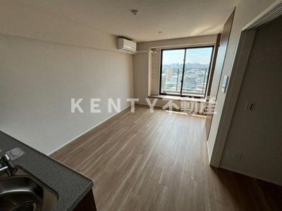 【居間・リビング】 | ドゥーエ西馬込　Ⅱ | こちらの居間で趣味の時間をお楽しみください