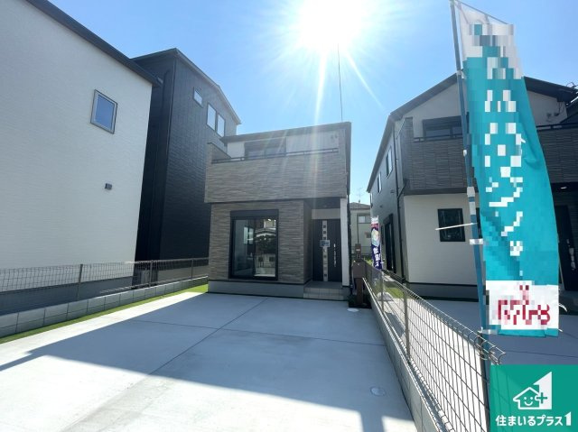 高槻市高西町　新築一戸建ての駐車場|駐車スペース！散水栓があるので、こまめに愛車を洗えます！