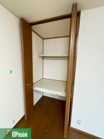 グレースハイム六の坪の収納