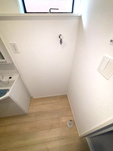 クレイドルガーデン西垣生第2-1号棟　新築分譲住宅(全2棟)のランドリースペース