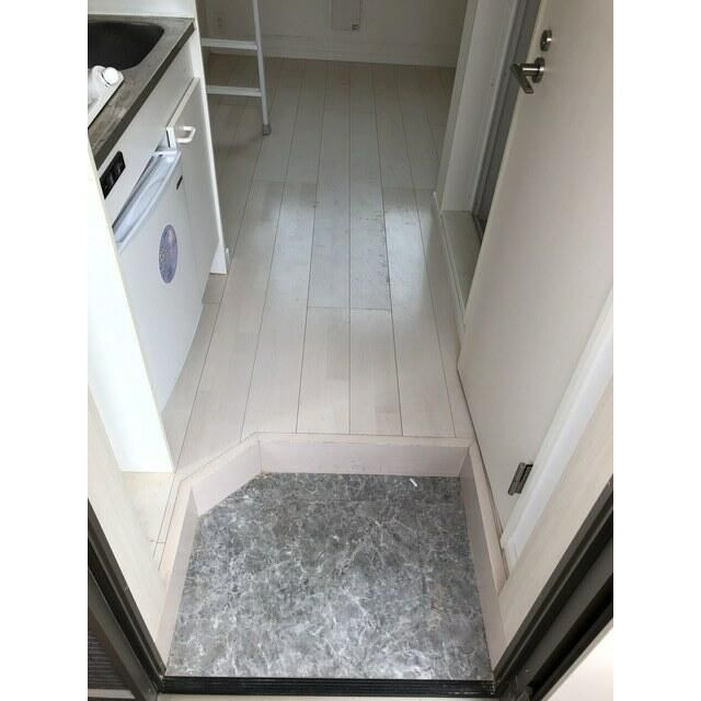 Ｔｈｒｅｅ　ｆｏｒｅｓｔ　西巣鴨の玄関