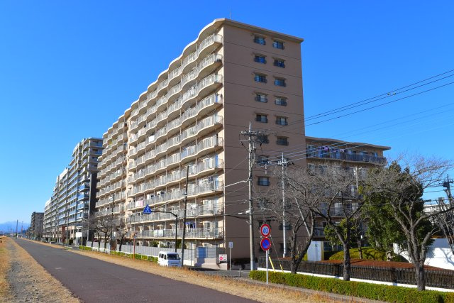 府中市住吉町２丁目の中古マンションの外観