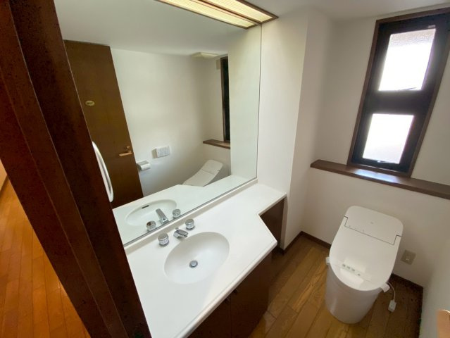 ペアドルチェ六甲の洗面所