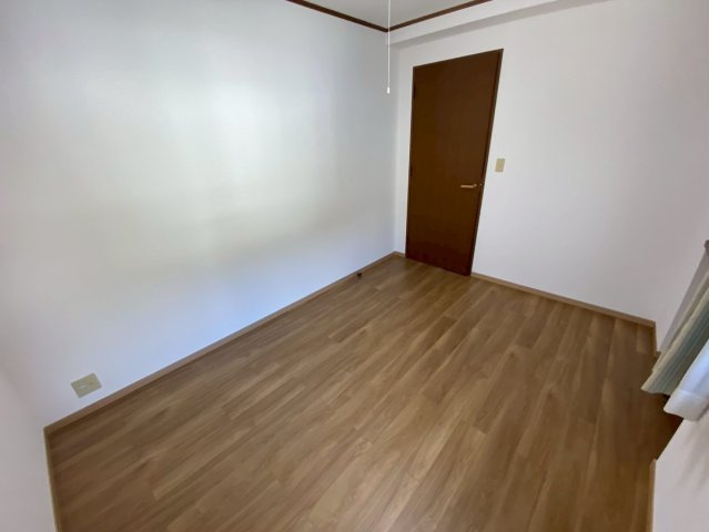 ペアドルチェ六甲の居間・リビング