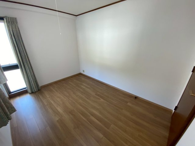 ペアドルチェ六甲の居間・リビング