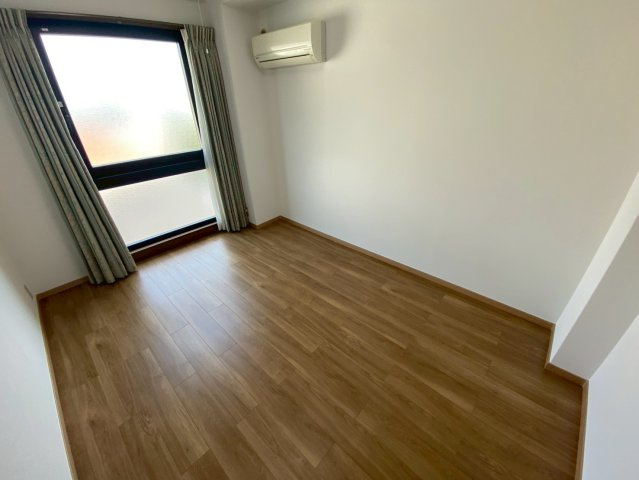 ペアドルチェ六甲の居間・リビング