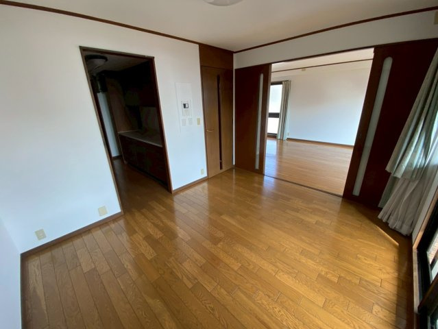 ペアドルチェ六甲の居間・リビング