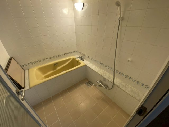 ペアドルチェ六甲の浴室