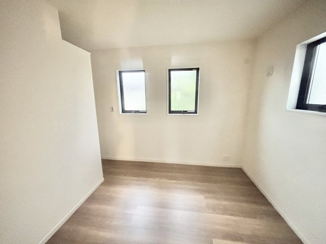 【仲介手数料無料／あま市】リーブルファイン　あま市七宝町川部第5　全3棟　新築戸建　2号棟の洋室