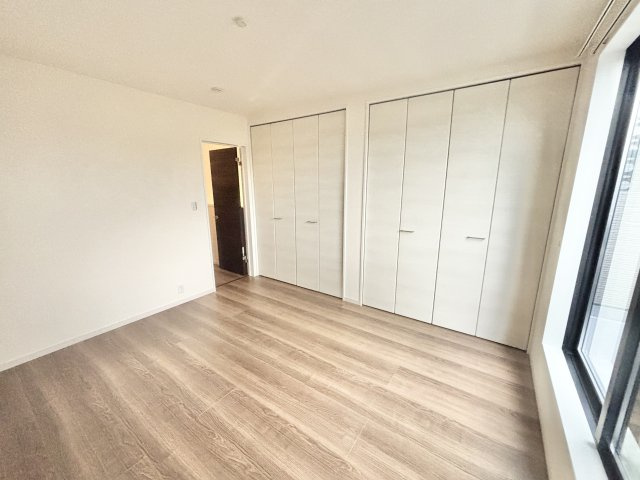 【仲介手数料無料／あま市】リーブルファイン　あま市七宝町川部第5　全3棟　新築戸建　2号棟の洋室