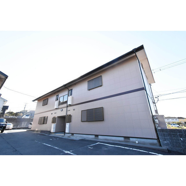 GREEN VIEWの駐車場|駐車場があるので、車を買う予定の方も安心です