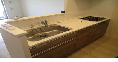 【キッチン】 | サーパス春日部南レジデンス | カウンターキッチン　※2025年7月撮影