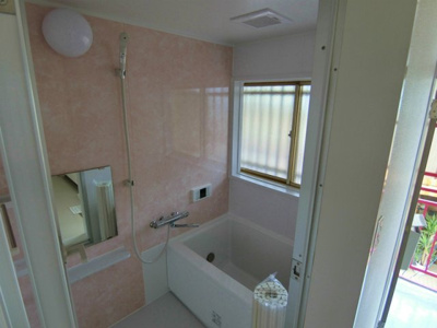 【浴室】 | サンライズ | 落ち着いた空間のお風呂です