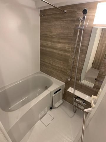 グランカーサ日暮里の浴室