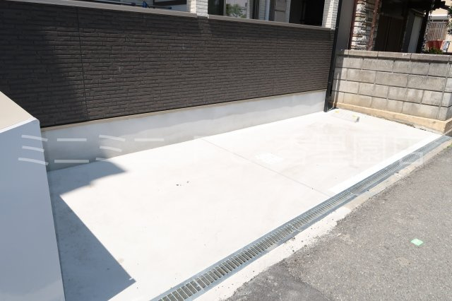 プレゾンの駐車場|軽自動車専用