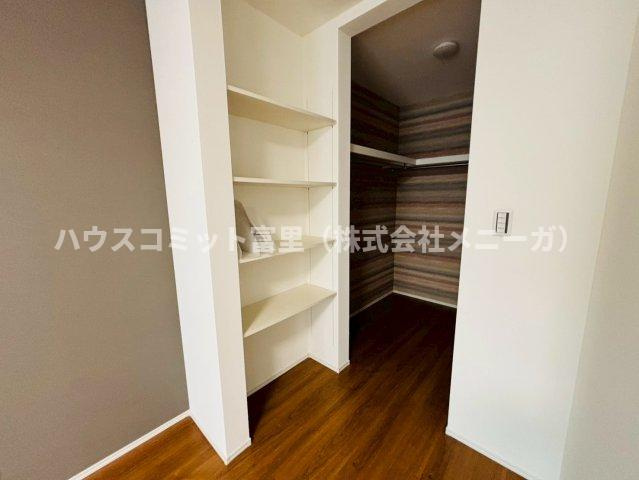 七栄　中古戸建（２０２２年築）の収納