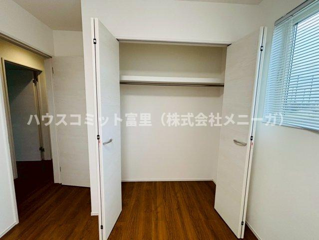 七栄　中古戸建（２０２２年築）の収納