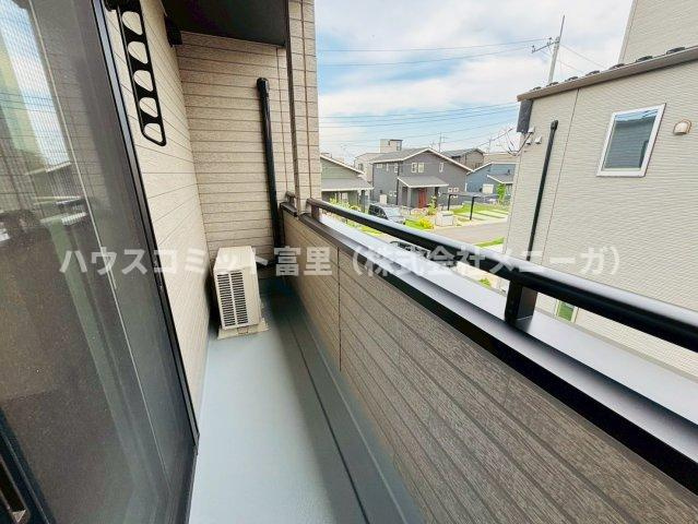 七栄　中古戸建（２０２２年築）のバルコニー
