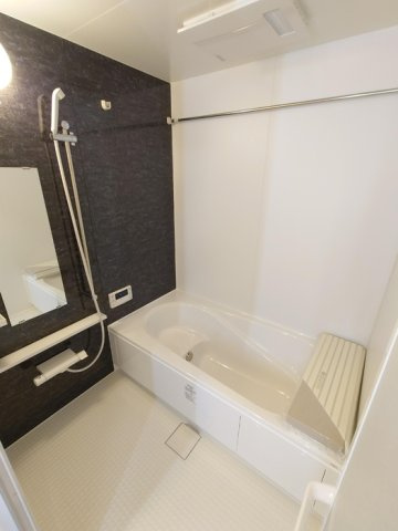 トレンタ氷室の浴室