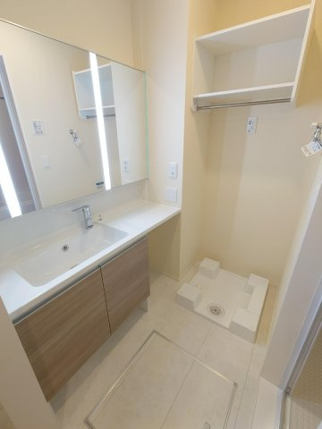 トレンタ氷室の独立洗面台