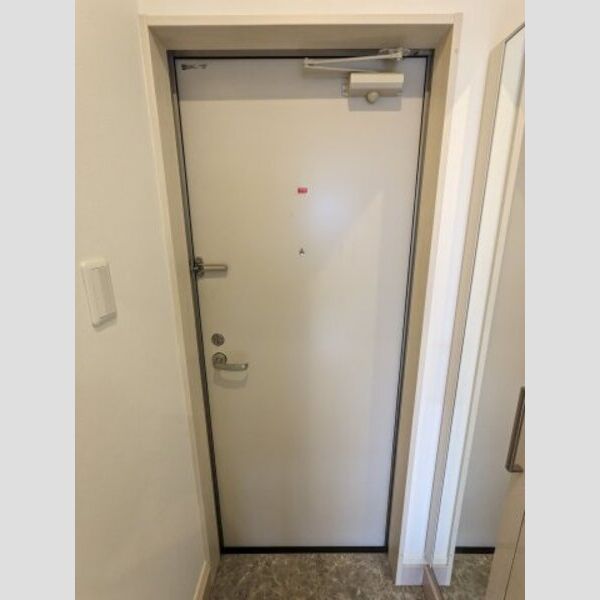 ラヴィエルジュ　名古屋市賃貸　仲介手数料無料の玄関