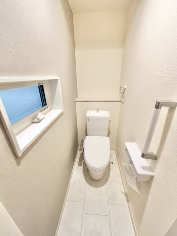 【仲介手数料無料／あま市】リーブルファイン　あま市七宝町川部第5　全3棟　新築戸建　3号棟のトイレ