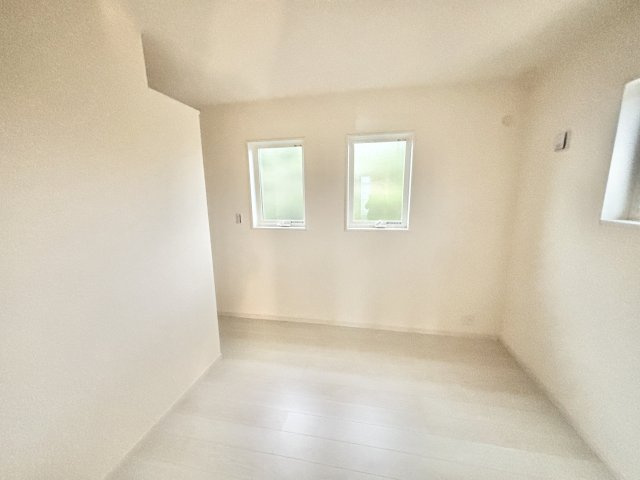 【仲介手数料無料／あま市】リーブルファイン　あま市七宝町川部第5　全3棟　新築戸建　3号棟の洋室