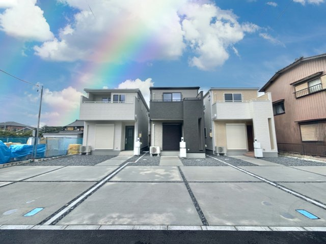 【仲介手数料無料／あま市】リーブルファイン　あま市七宝町川部第5　全3棟　新築戸建　3号棟の前面道路含む現地写真