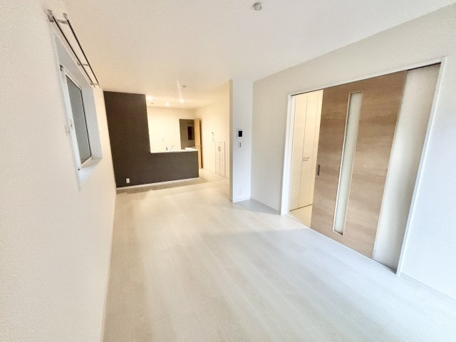 【仲介手数料無料／あま市】リーブルファイン　あま市七宝町川部第5　全3棟　新築戸建　3号棟の居間・リビング