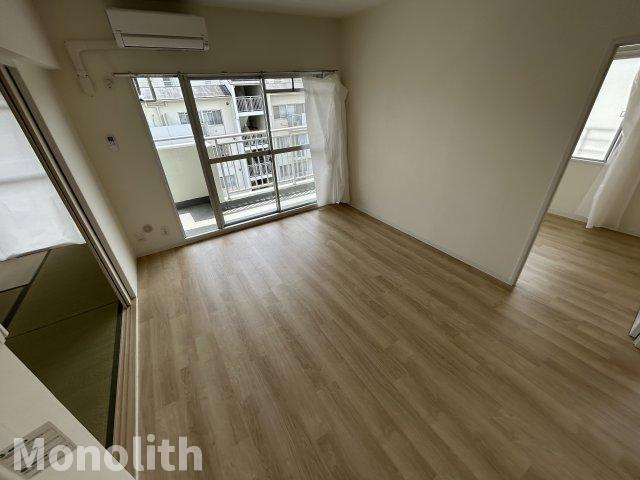 泉北城山台２丁25号棟の内装