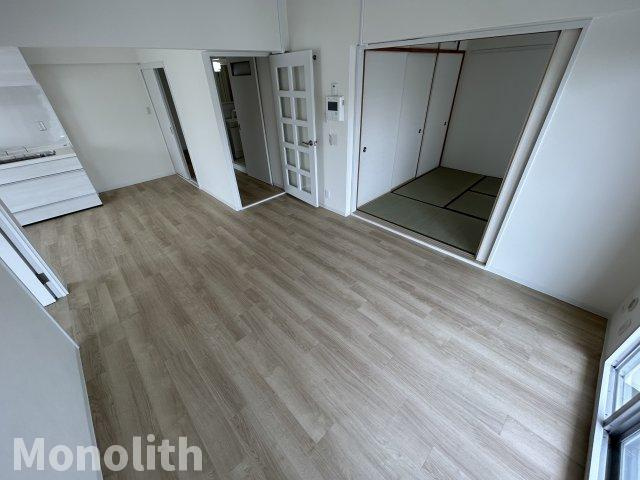 泉北城山台２丁25号棟の居間・リビング