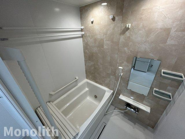 泉北城山台２丁25号棟の浴室