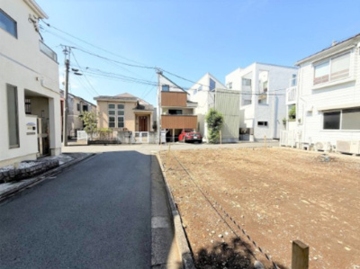 【前面道路含む現地写真】 | 【仲介手数料４３０万円が無料！！】 ■東横線「都立大学駅」９分！ ■南西角地につき陽当り良好！ | 【仲介手数料４３０万円が無料！！】
■東横線「都立大学駅」９分！
■南西角地につき陽当り良好！
■お好きなハウスメーカーで建築いただけます。
■無料で間取図作成可