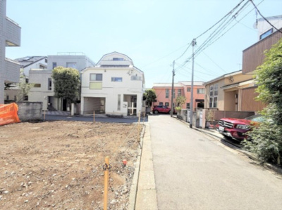  | 【仲介手数料４３０万円が無料！！】 ■東横線「都立大学駅」９分！ ■南西角地につき陽当り良好！ | 【仲介手数料４３０万円が無料！！】
■東横線「都立大学駅」９分！
■南西角地につき陽当り良好！
■お好きなハウスメーカーで建築いただけます。
■無料で間取図作成可