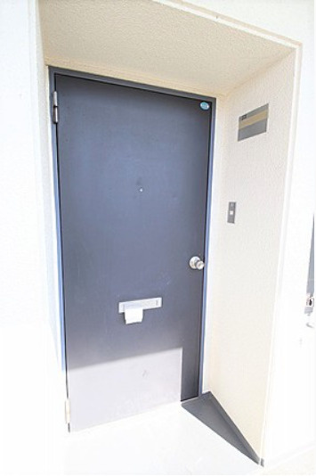 本多ハイツ長門石の玄関|玄関です