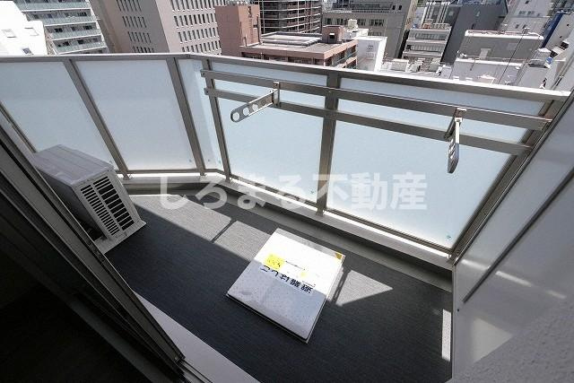セレニテ本町リアンのバルコニー