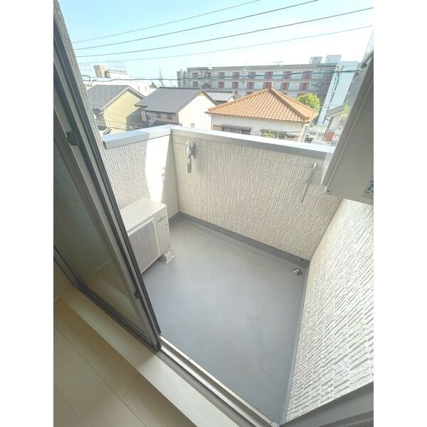 ルナソル　名古屋市賃貸　仲介手数料無料のバルコニー